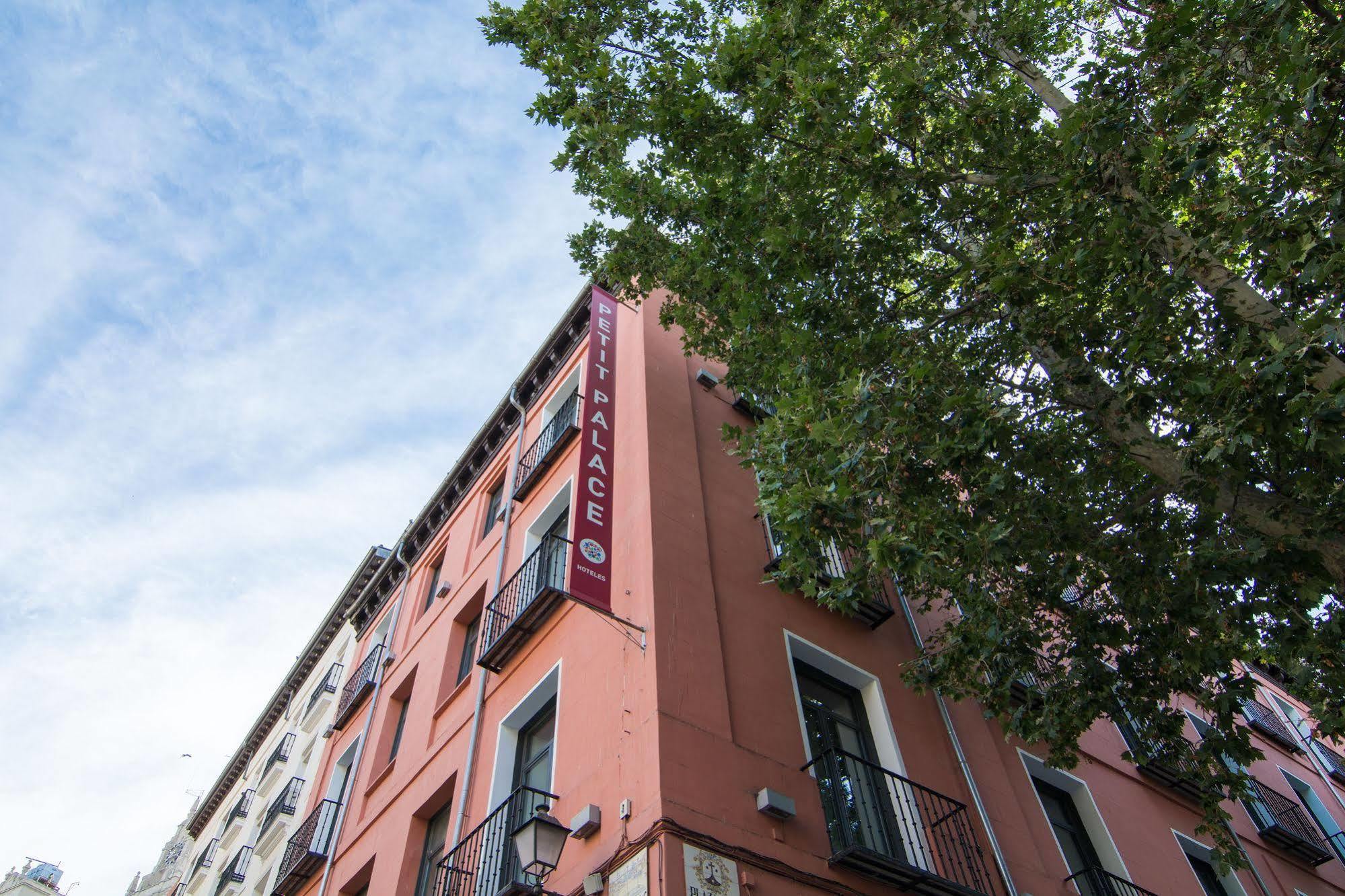 Petit Palace Plaza Del Carmen Μαδρίτη Εξωτερικό φωτογραφία